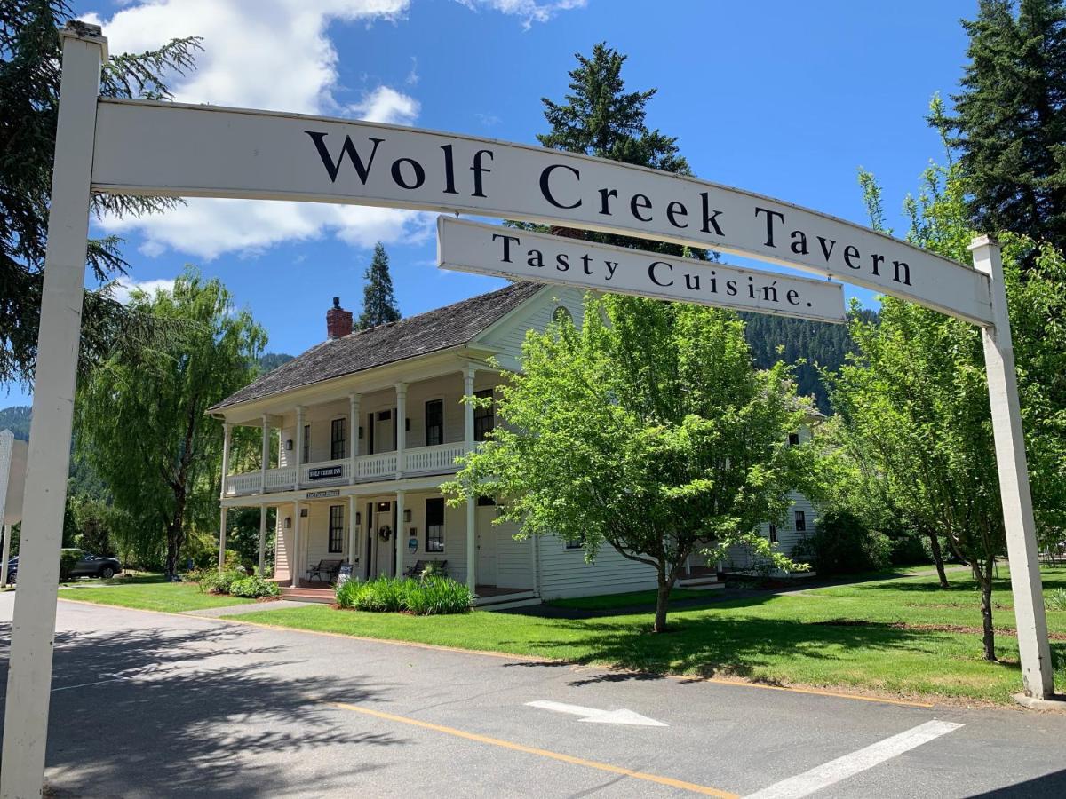 Wolf Creek Inn & Tavern المظهر الخارجي الصورة